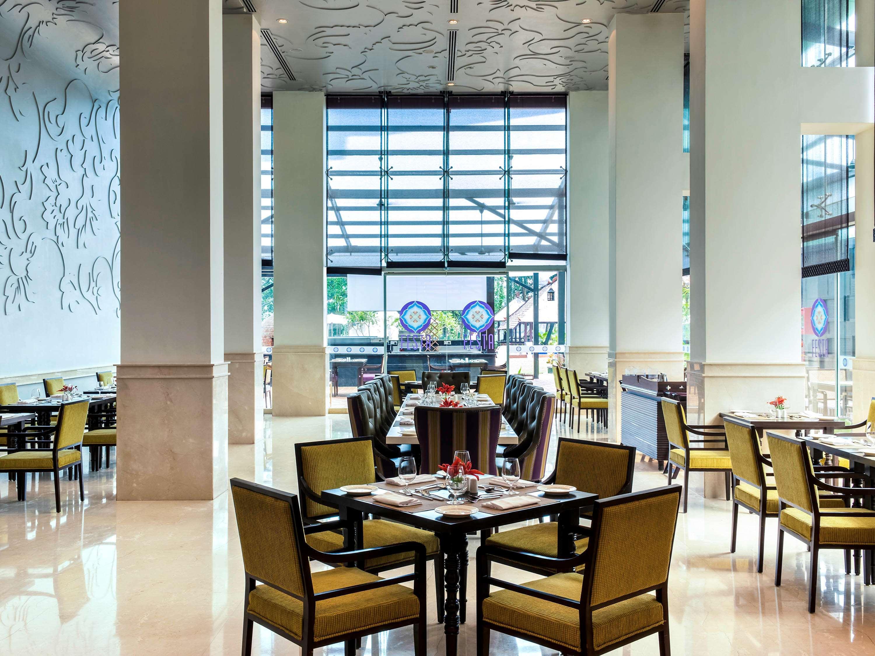 ノボテル ゴア リゾート&スパ アン アコーホテルズ ブランド カンドリム エクステリア 写真 The restaurant